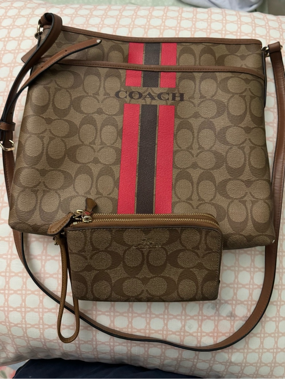 VINTAGE COACH VARSITY STRIPE SIGNATURE COATED CANVAS CROSSBODY BAG & wallett